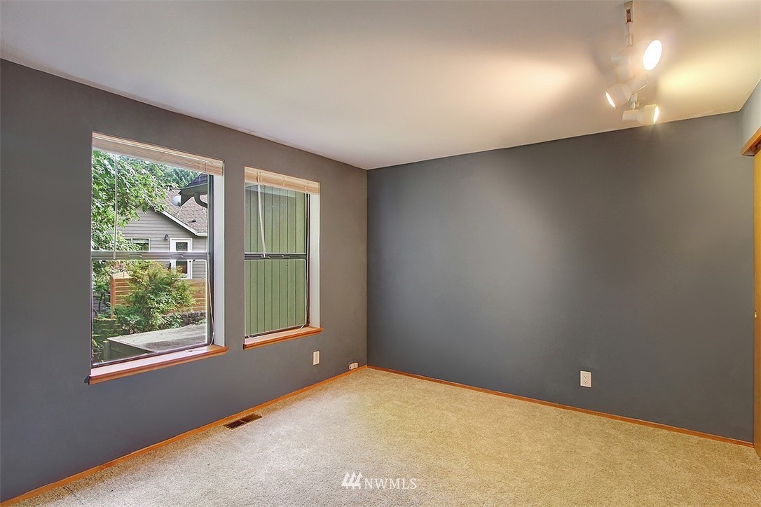 2635 242nd Place Southeast Bothell, WA 98021 - Photo 15 of 27
