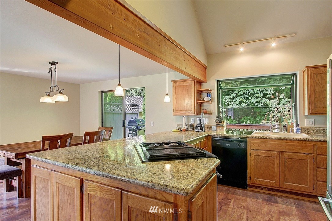 2635 242nd Place Southeast Bothell, WA 98021 - Photo 9 of 27