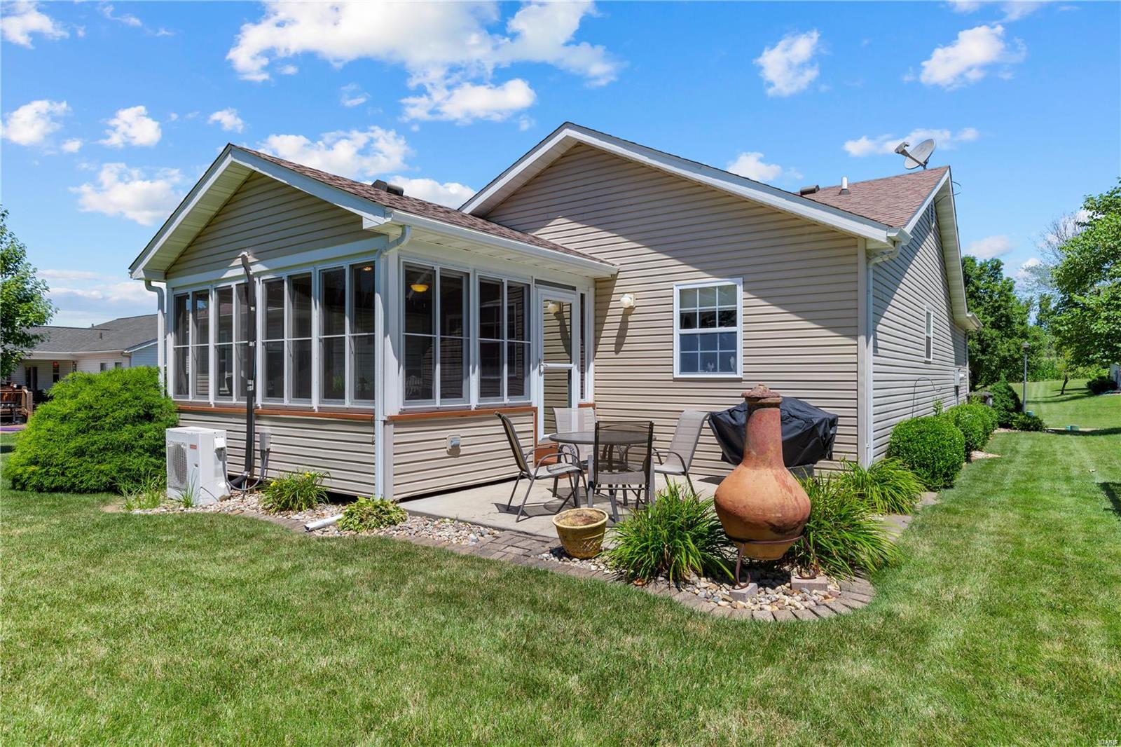 1311 Ridgefield Drive Godfrey, IL 62035 - Photo 23 of 30 Gallery Image 23