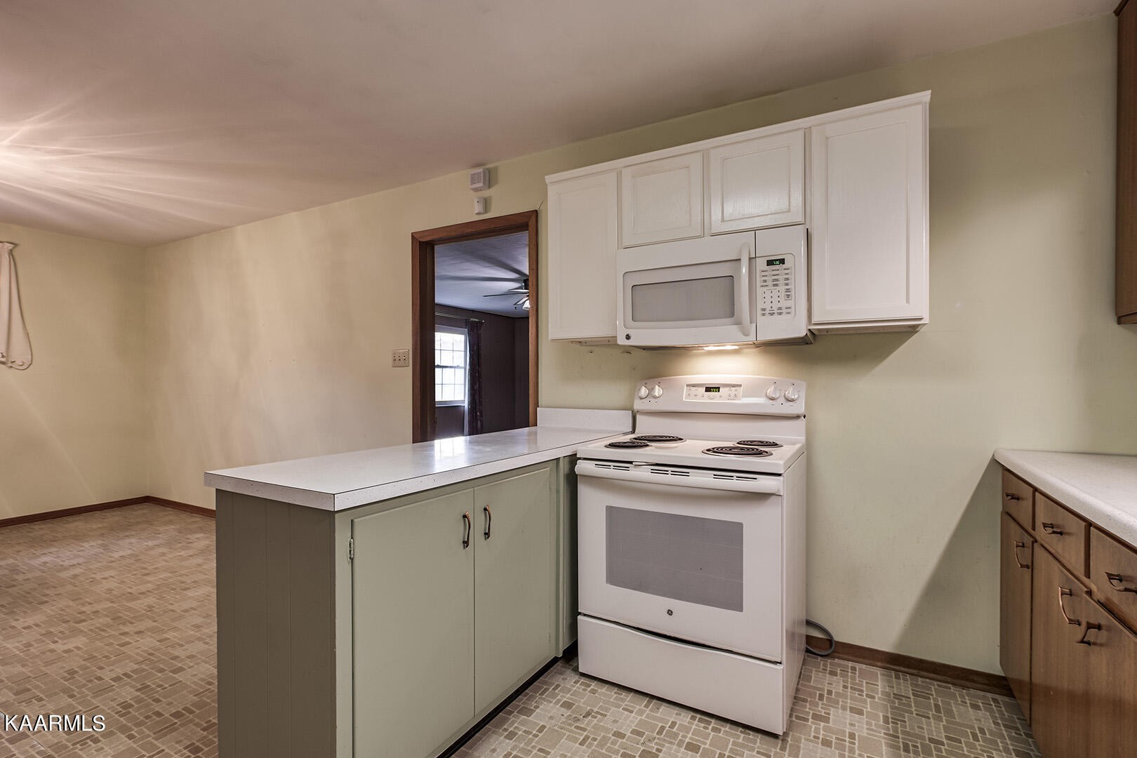 7812 Jim Wolfe Road Corryton, TN 37721 - Photo 14 of 39