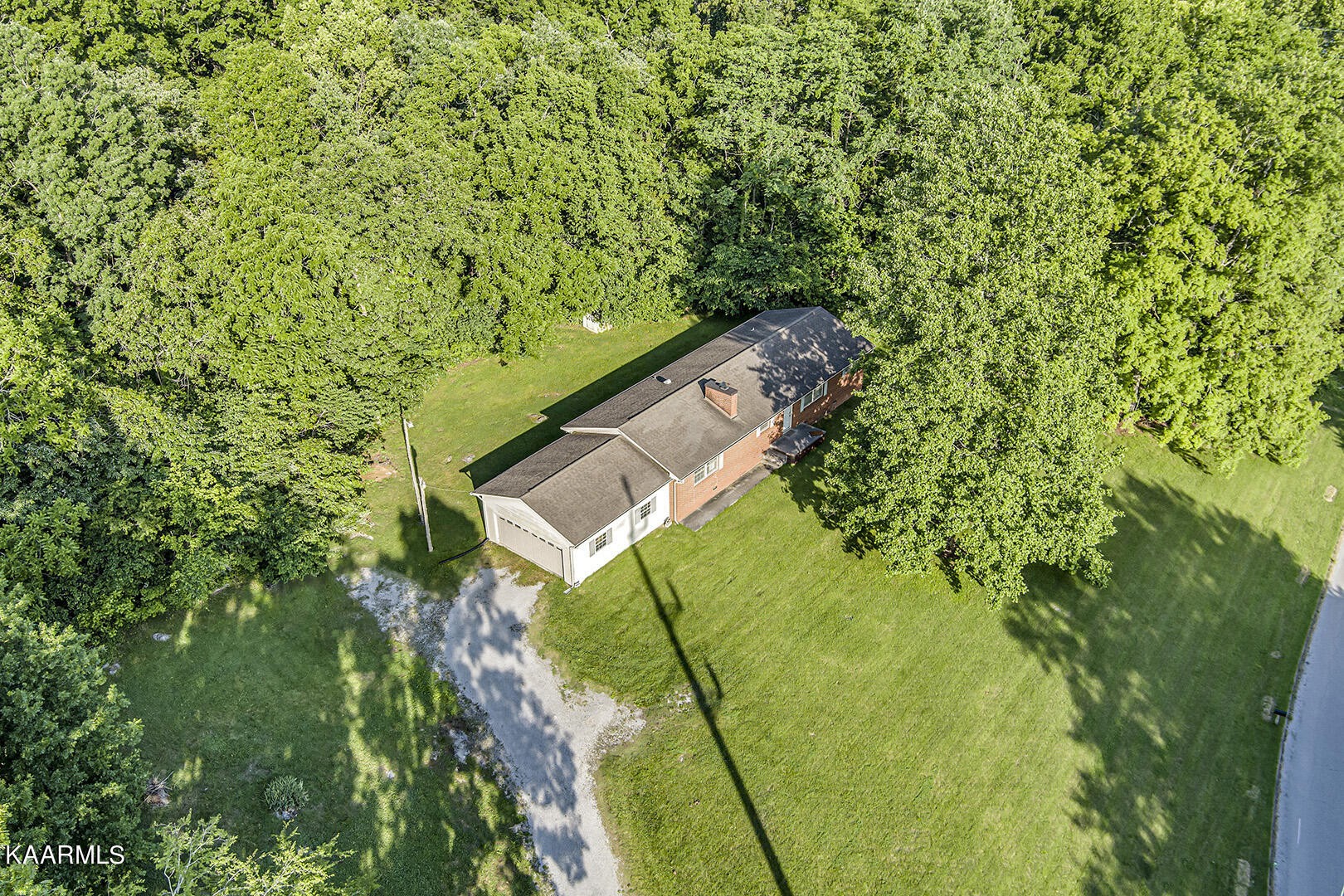 7812 Jim Wolfe Road Corryton, TN 37721 - Photo 2 of 39