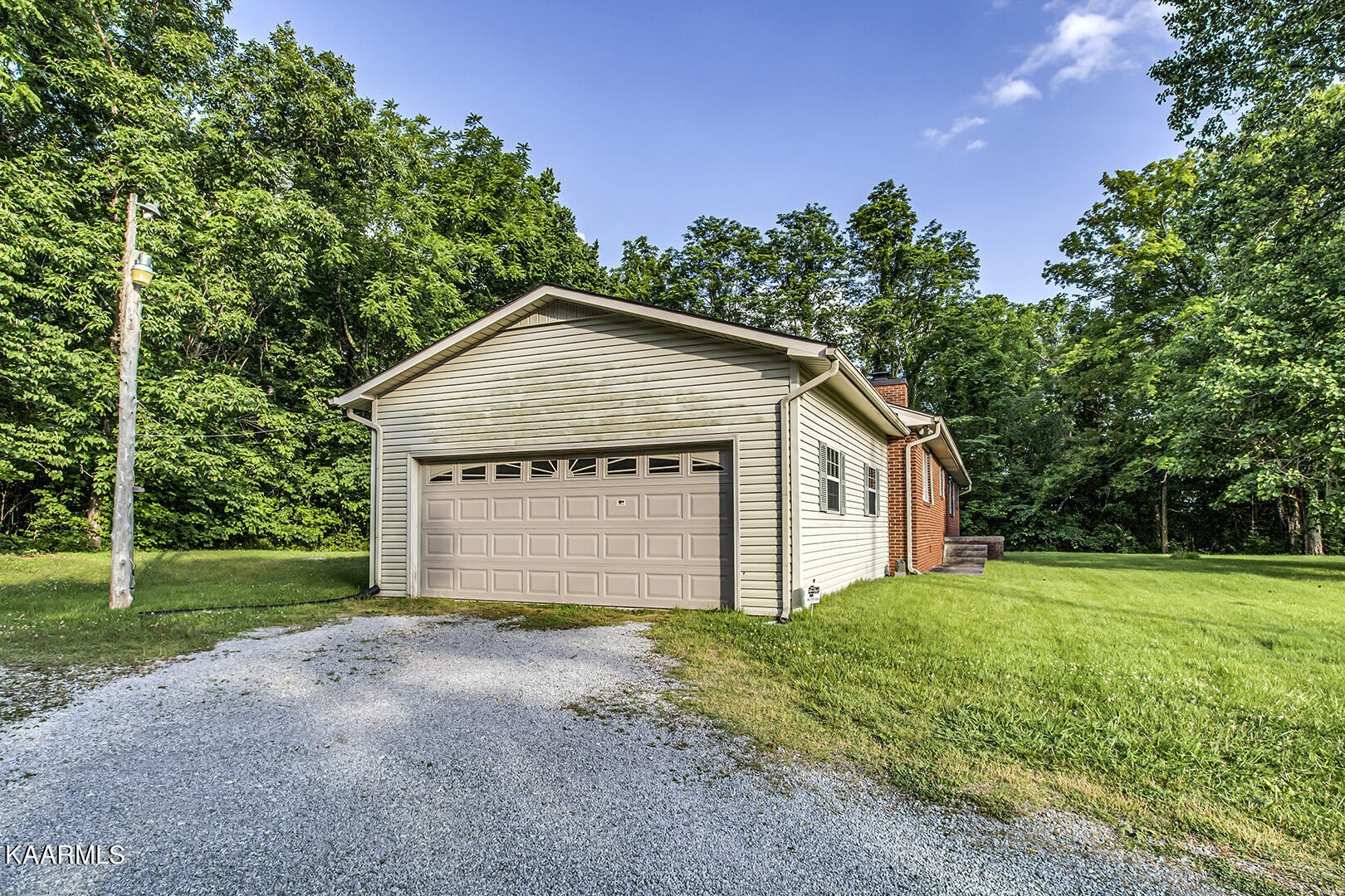 7812 Jim Wolfe Road Corryton, TN 37721 - Photo 3 of 39