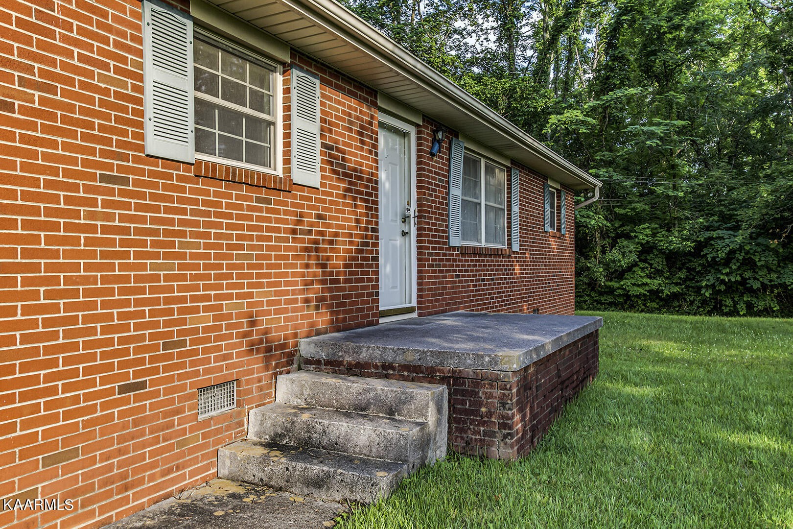7812 Jim Wolfe Road Corryton, TN 37721 - Photo 4 of 39