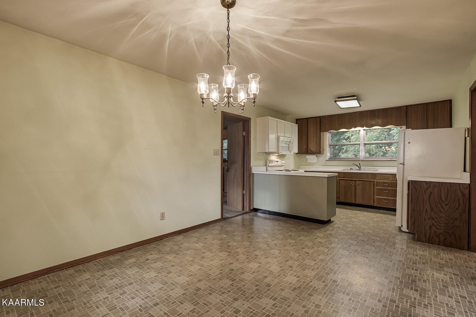 7812 Jim Wolfe Road Corryton, TN 37721 - Photo 9 of 39