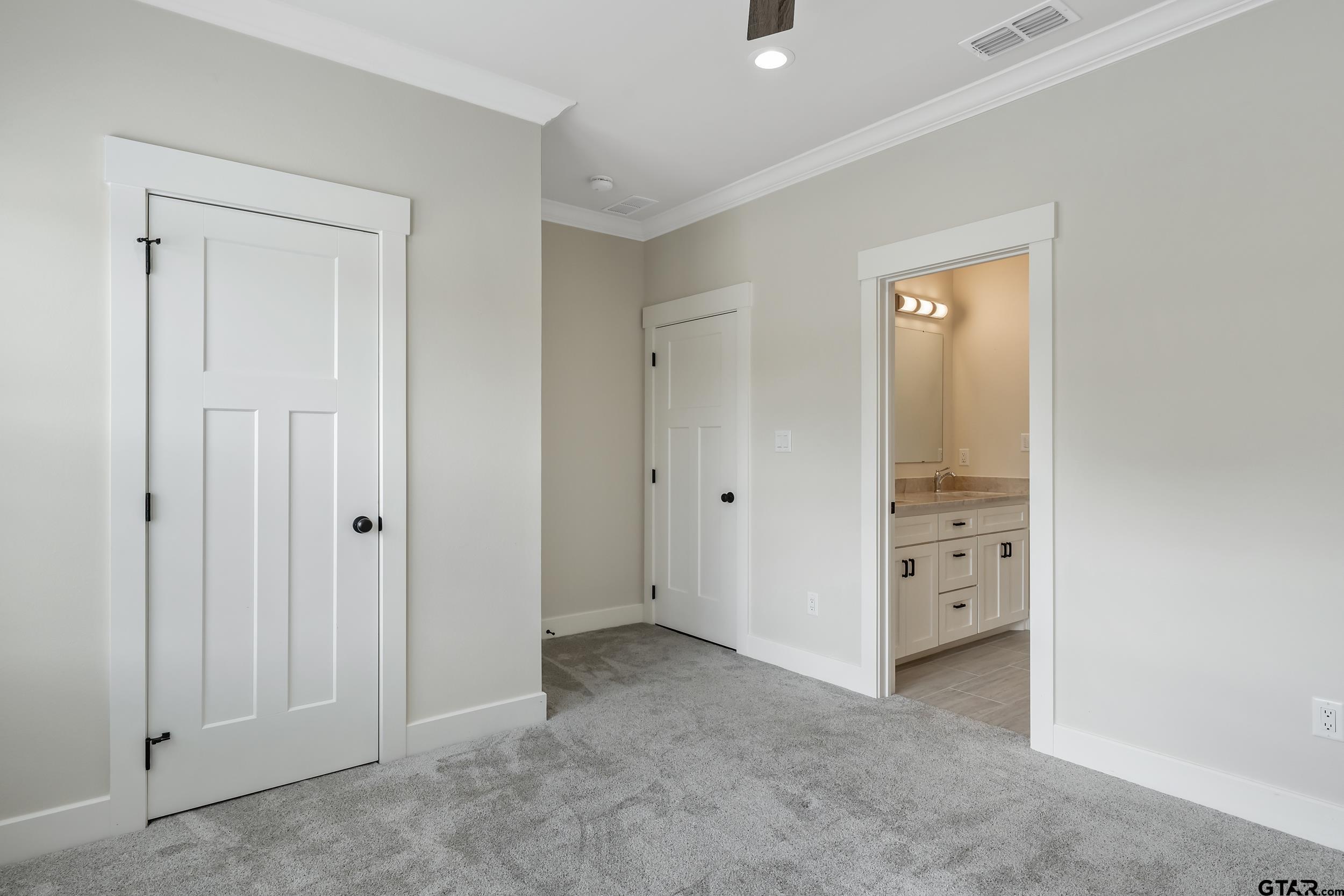 16919 Sawyer Way Lindale, TX 75771 - Photo 26 of 43 an empty room with window and closet