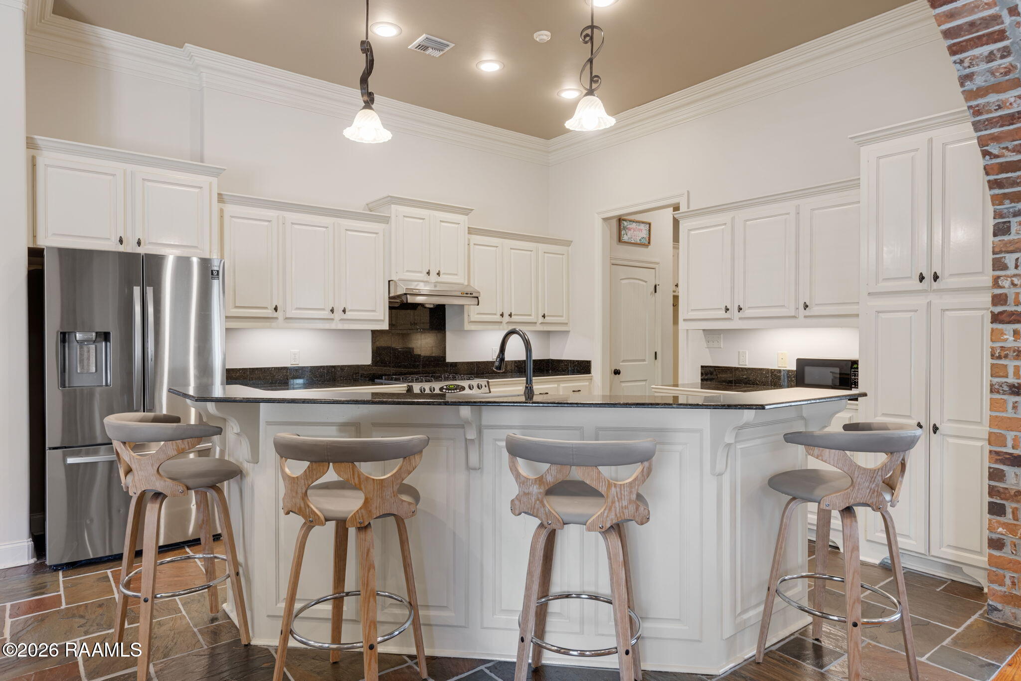 125 Croft Row Lafayette, LA 70503 - Photo 6 of 30 Kitchen