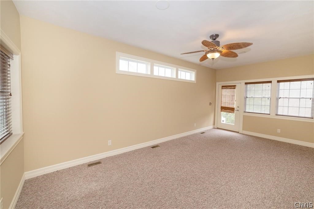 6262 Hessler Farm Path Cicero, NY 13039 - Photo 38 of 49