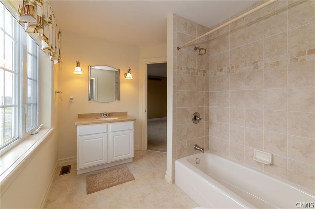 6262 Hessler Farm Path Cicero, NY 13039 - Photo 41 of 49