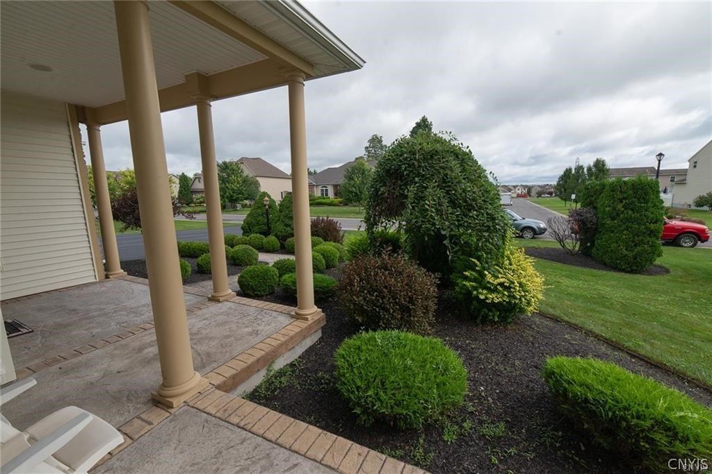 6262 Hessler Farm Path Cicero, NY 13039 - Photo 9 of 49