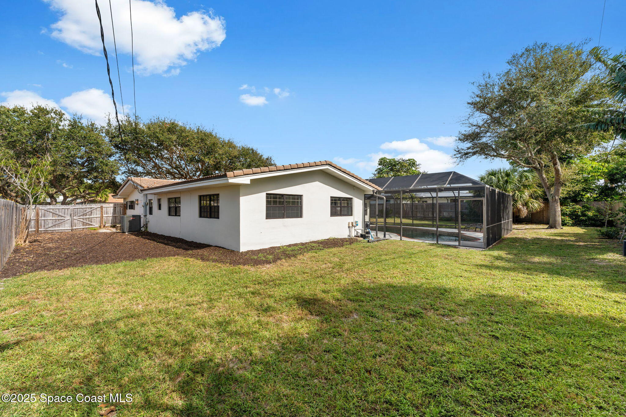 151 Cocoa Avenue Indialantic, FL 32903 - Photo 8 of 47 151 Cocoa Ave (53)