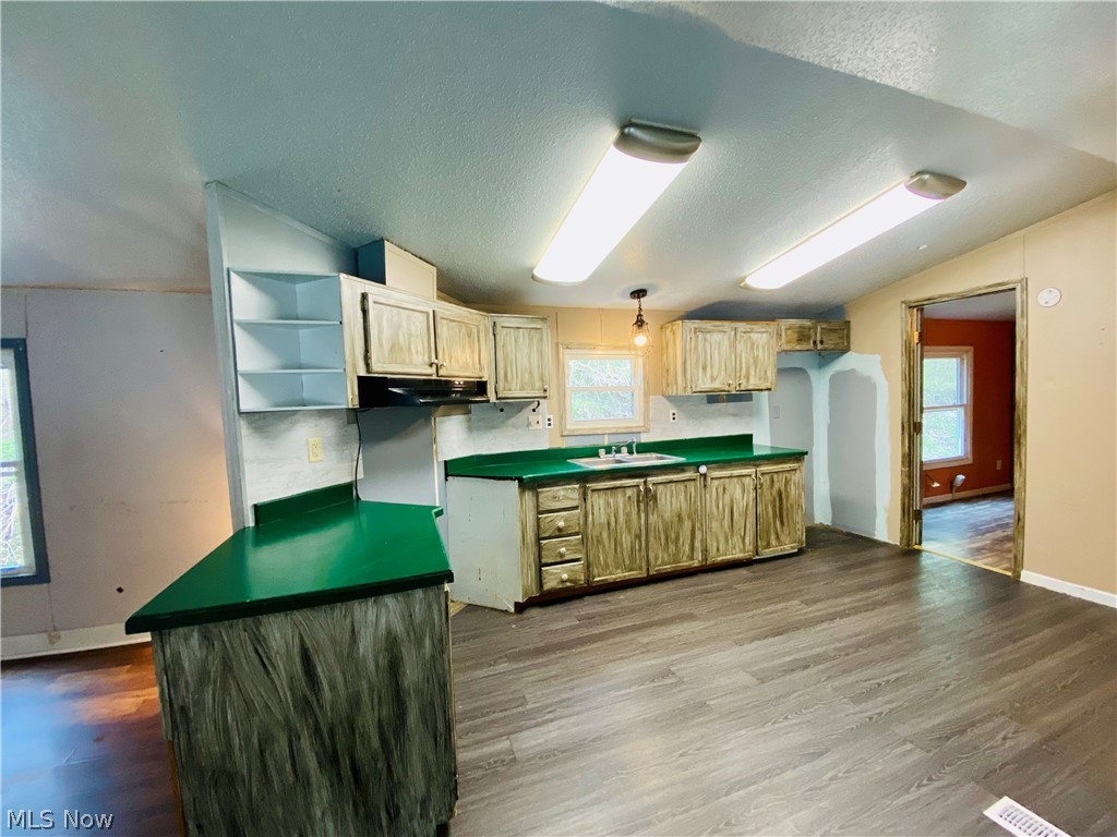 55310 Key Bellaire Road Bellaire, OH 43906 - Photo 9 of 33 Gallery Image 9