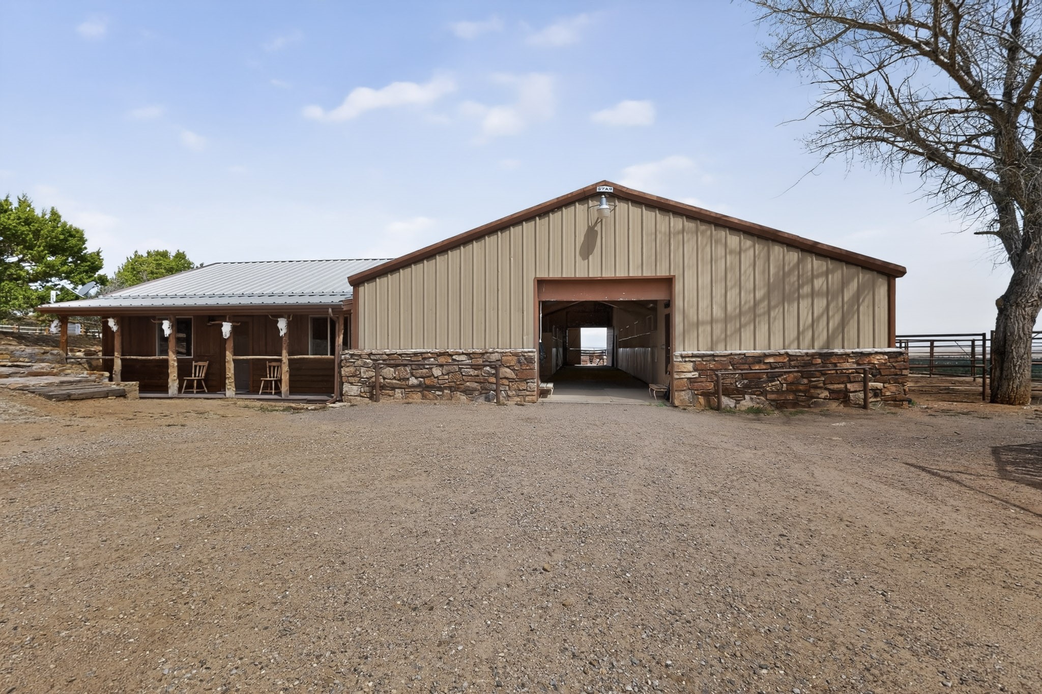 60 Blue Sky Road Las Vegas, NM 87701 - Photo 56 of 92 Stable block