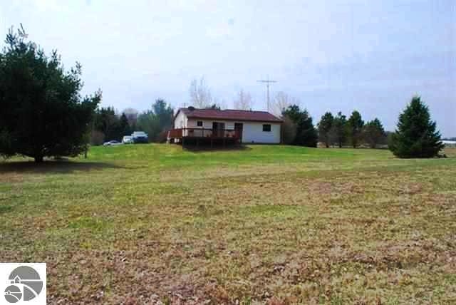 1216 Walton Road Mount Pleasant, MI 48858 - Photo 18 of 34 1779572-17.JPG