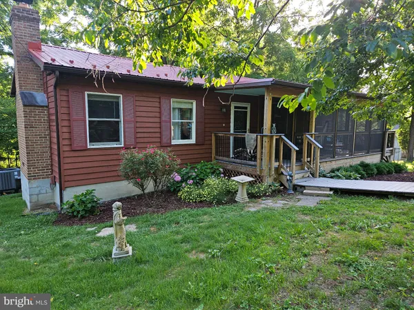 $440,000 | 253 Persimmon Pear Lane, Harpers Ferry, WV 25425