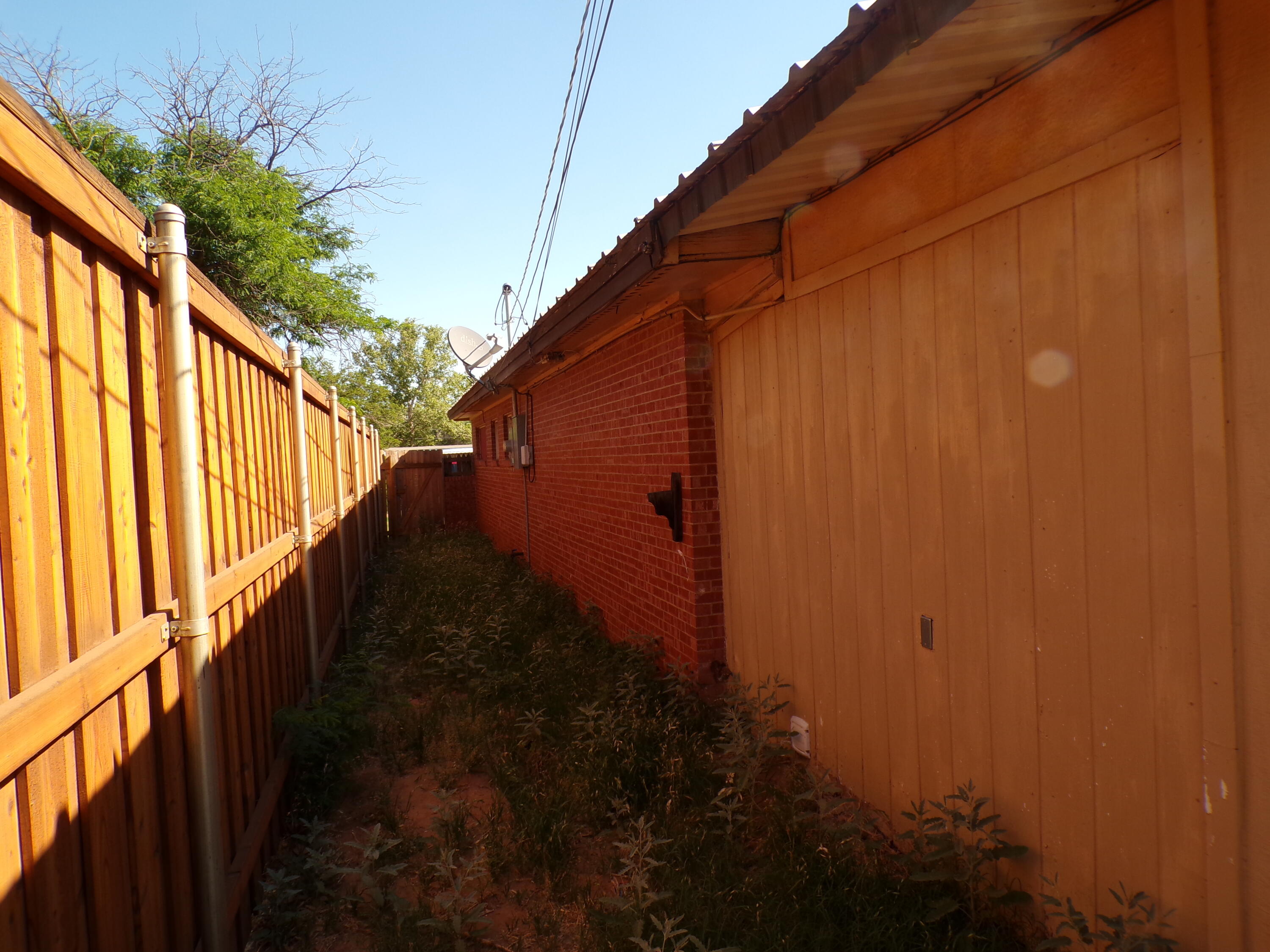 2829 66th Street Lubbock, TX 79413 - Photo 32 of 34 100_0164