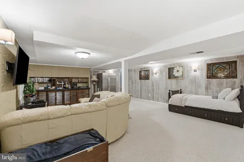 $1,050,000 | 2507 Toron Court, Alexandria, VA 22306