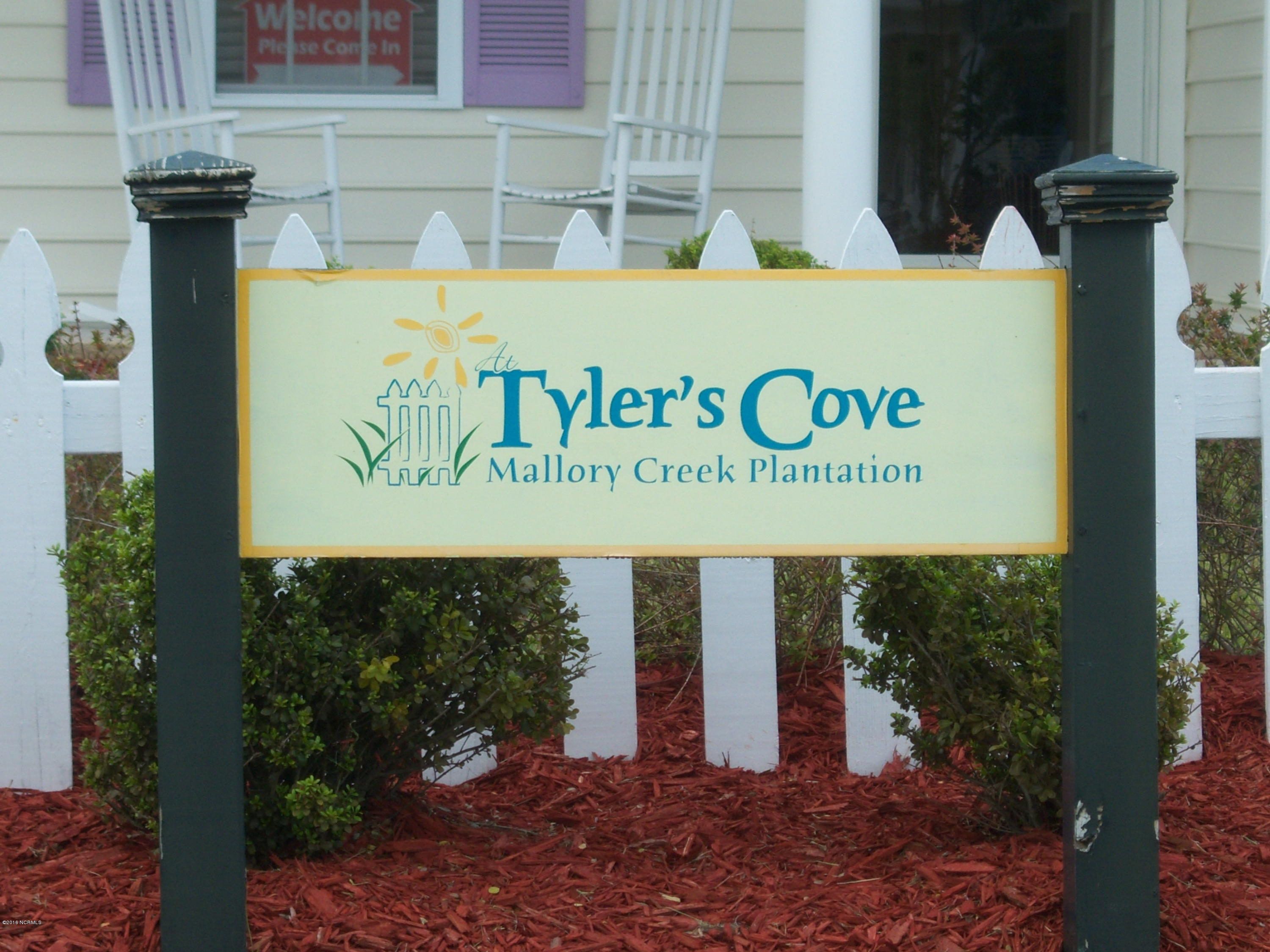325 South Culverton Road Winnabow, NC 28479 - Photo 3 of 6 100_1203