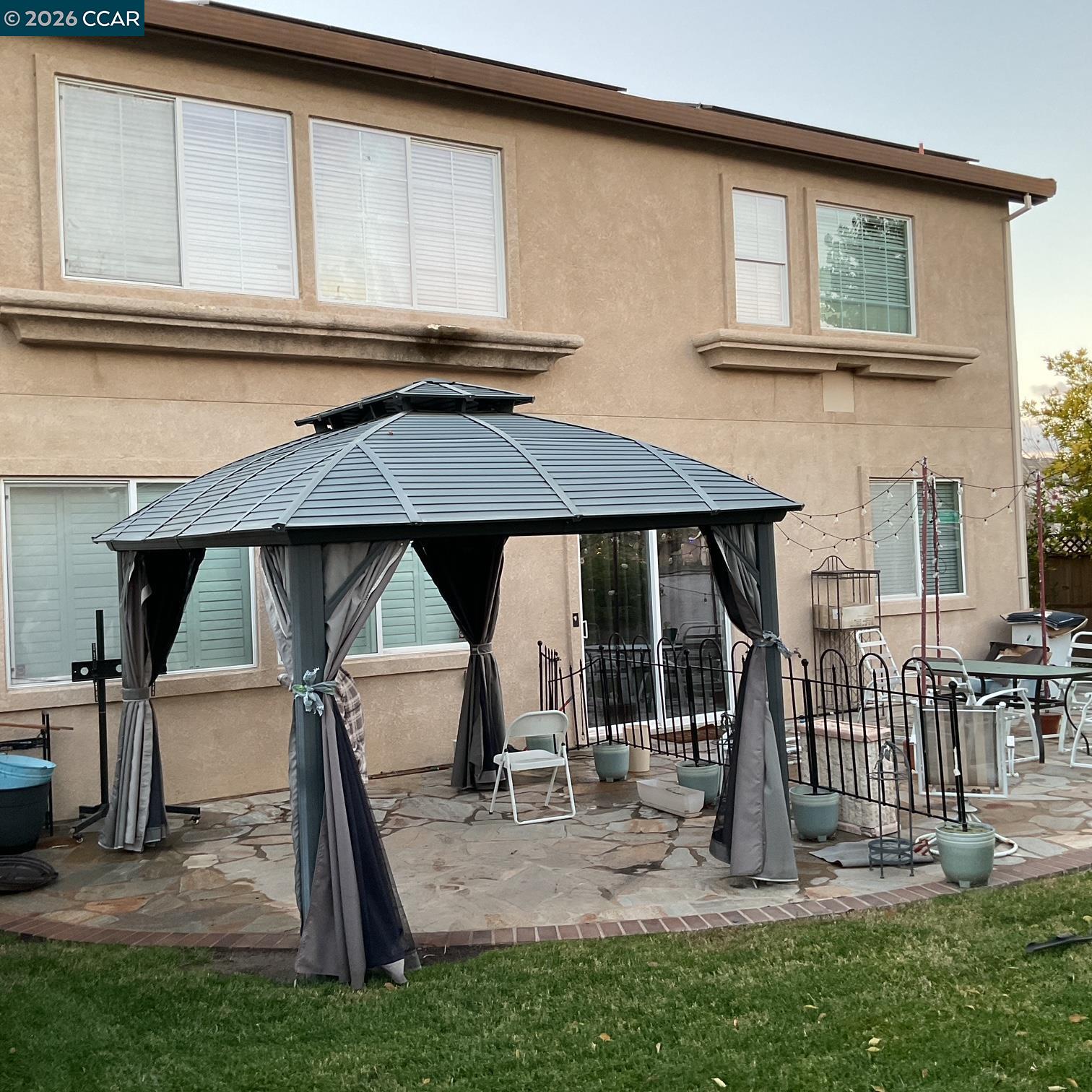 2096 Goldpine Way Antioch, CA 94509 - Photo 8 of 9