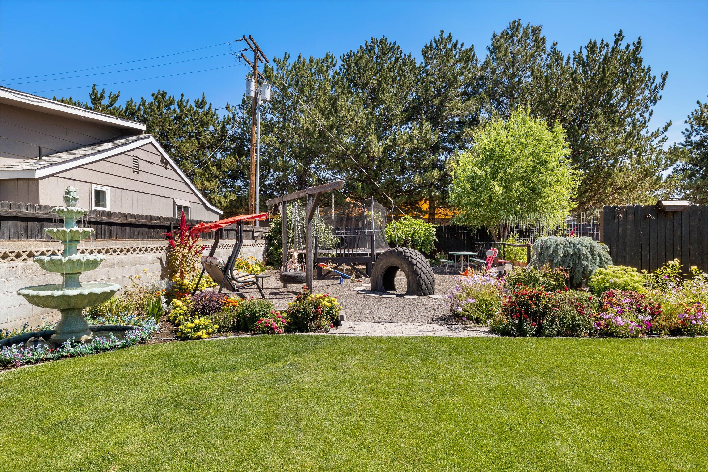 711 Southwest 3rd Street Madras, OR 97741 - Photo 37 of 56 38-20250814 JILL ROSELL-28