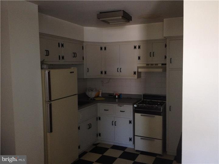 4078 Balwynne Park Road Philadelphia, PA 19131 - Photo 3 of 11 Gallery Image 3