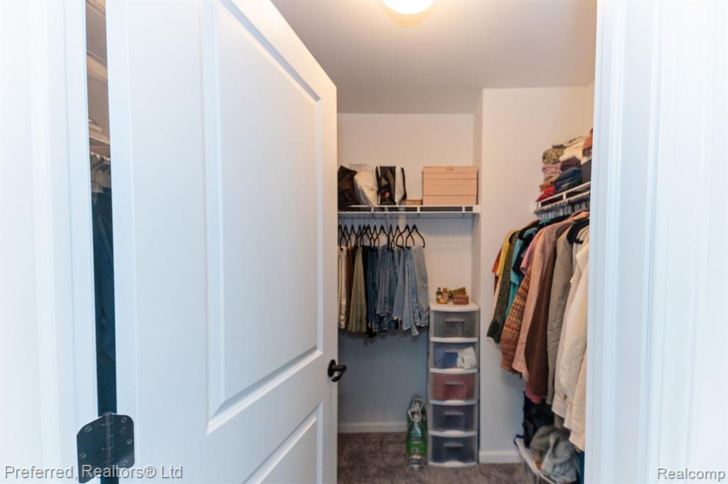 4280 Kent Road Royal Oak, MI 48073 - Photo 28 of 48