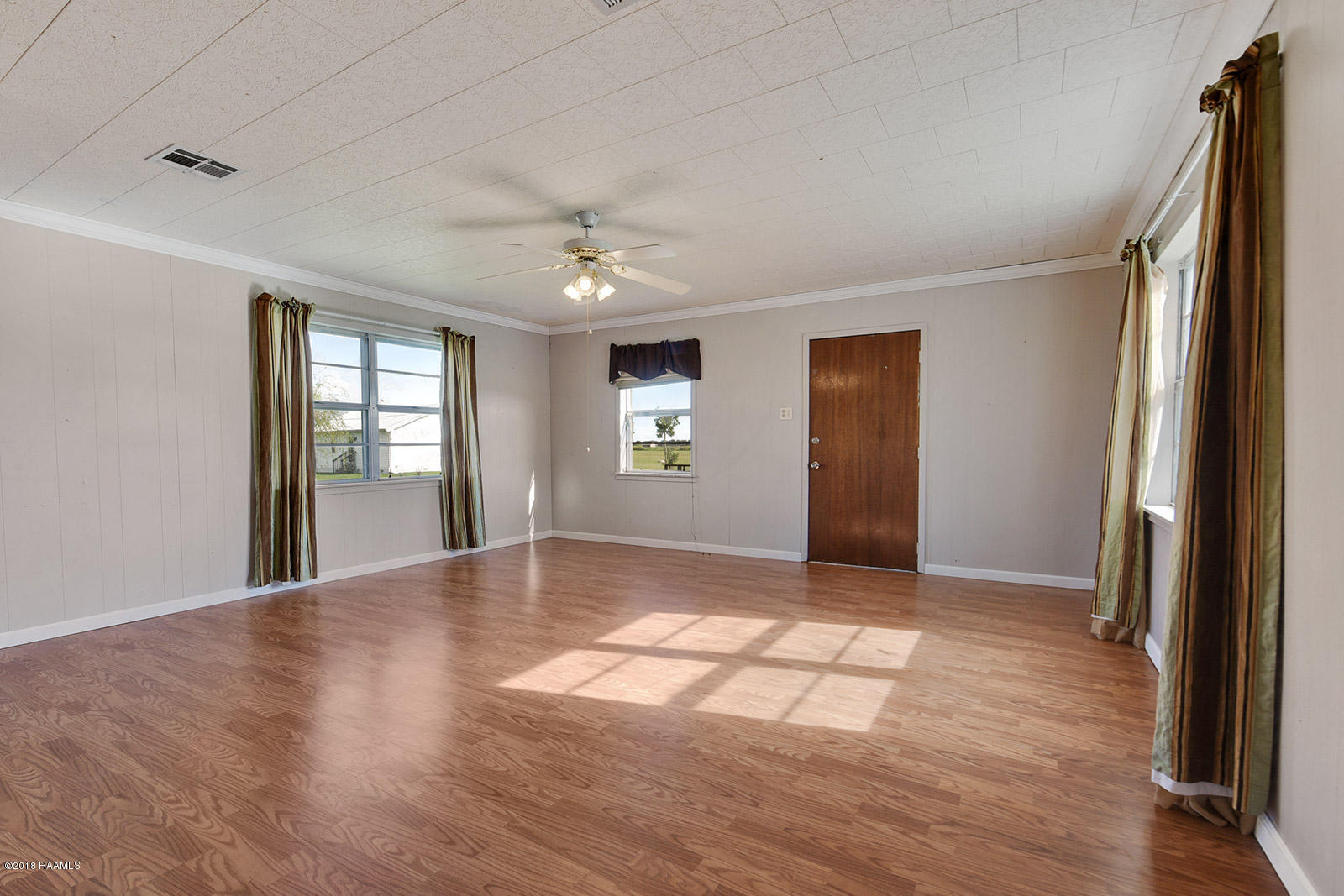 15535 West Pershing Kaplan, LA 70548 - Photo 11 of 20 Gallery Image 11