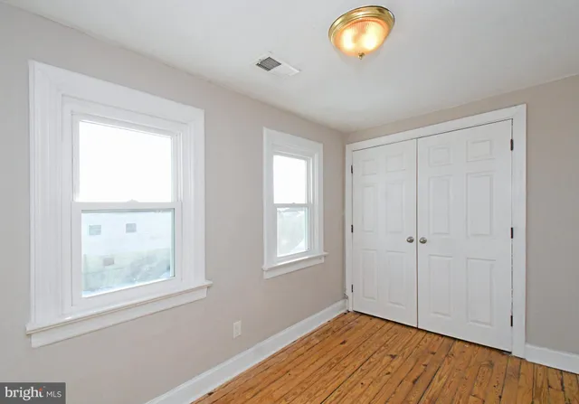 $324,000 | 220 St Marys Street, Phoenixville, PA 19460