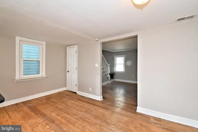 $324,000 | 220 St Marys Street, Phoenixville, PA 19460