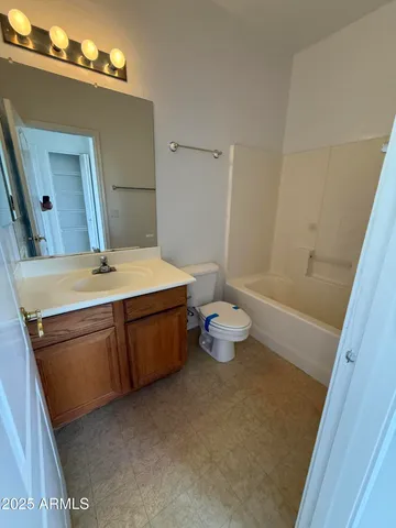 $2,295 | 16828 South Aqua Court, Phoenix, AZ 85048