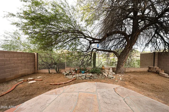 $2,295 | 16828 South Aqua Court, Phoenix, AZ 85048