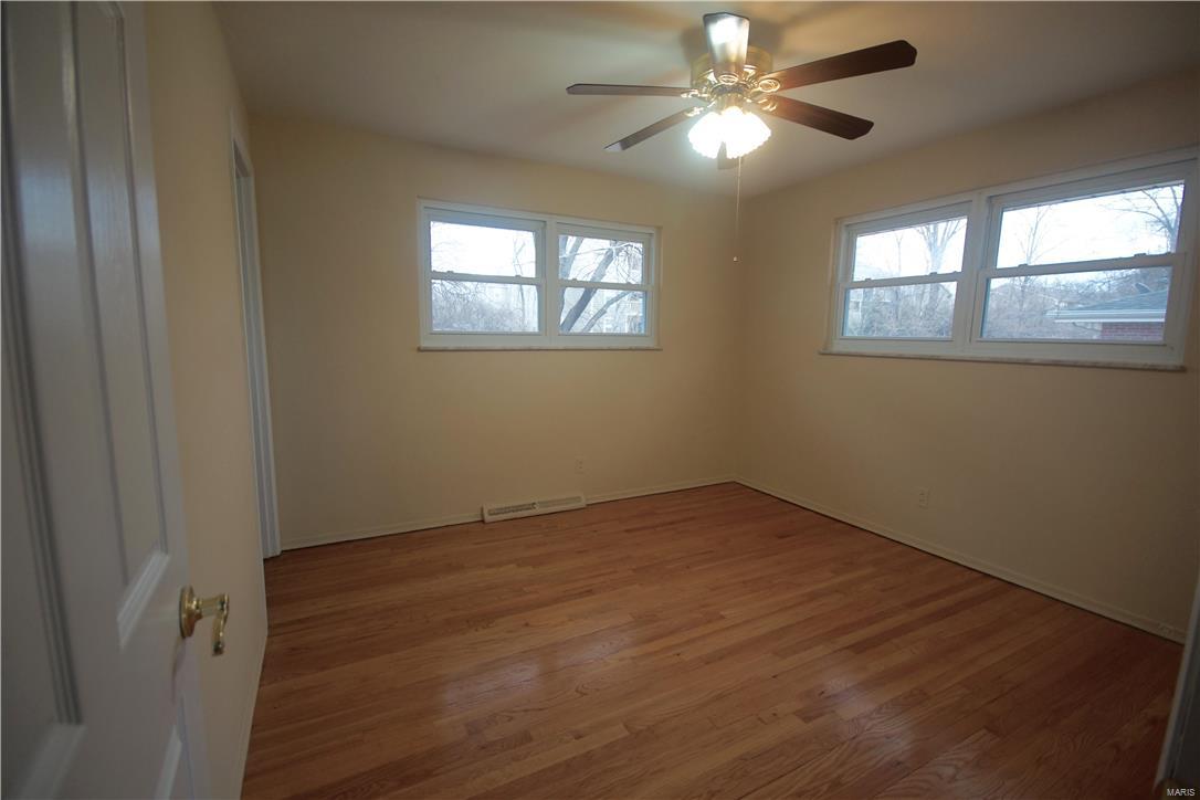 9933 Winkel Road St. Louis, MO 63128 - Photo 12 of 22 Gallery Image 12