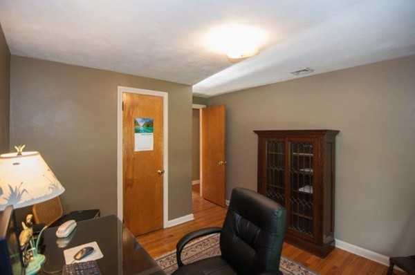 26 Whitmun Road Longmeadow, MA 01106 - Photo 11 of 30