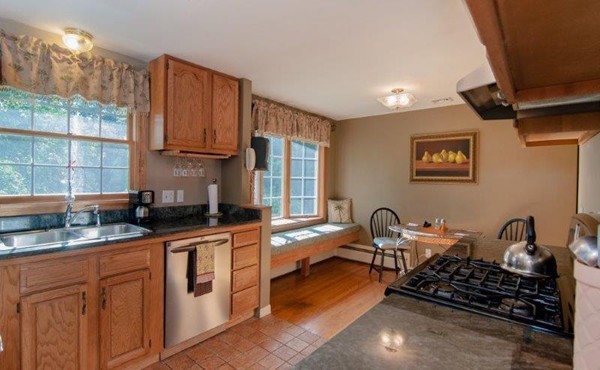 26 Whitmun Road Longmeadow, MA 01106 - Photo 6 of 30