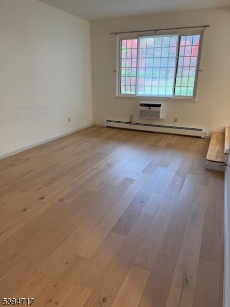 2D Avon Court, Unit B Chatham, NJ 07928 - Photo 4 of 17