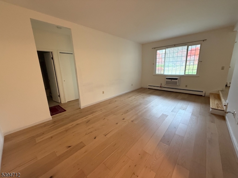 2D Avon Court, Unit B Chatham, NJ 07928 - Photo 5 of 17