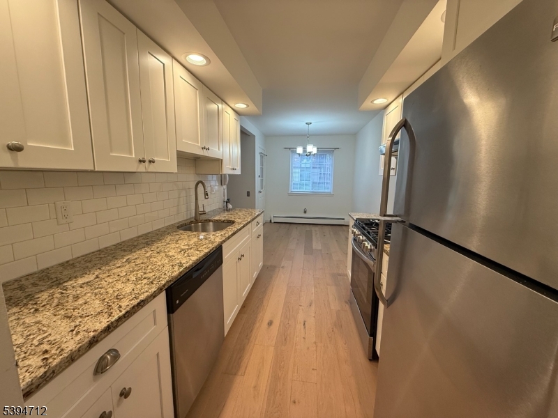 2D Avon Court, Unit B Chatham, NJ 07928 - Photo 7 of 17