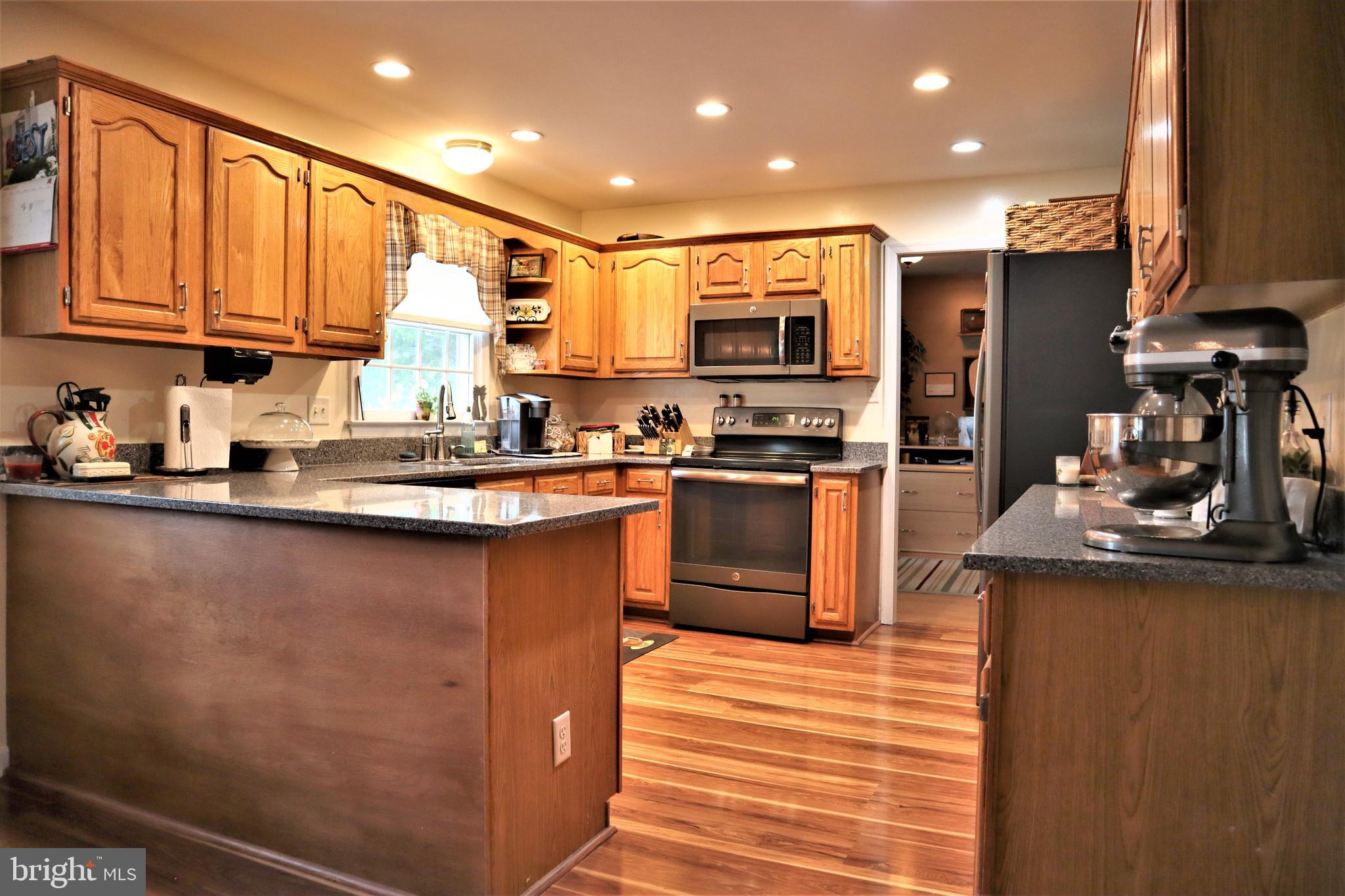 313 Stonehenge Road Winchester, VA 22601 - Photo 14 of 44 Kitchen