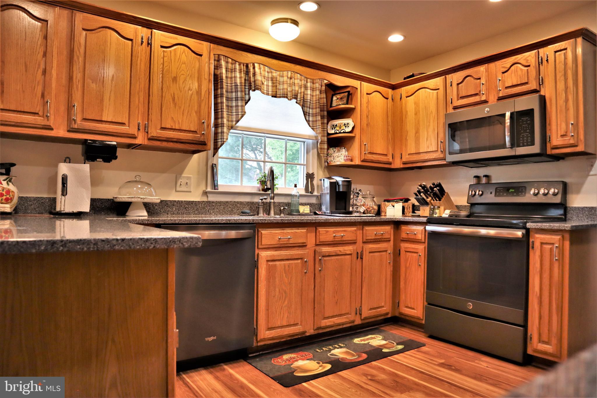 313 Stonehenge Road Winchester, VA 22601 - Photo 15 of 44 Kitchen
