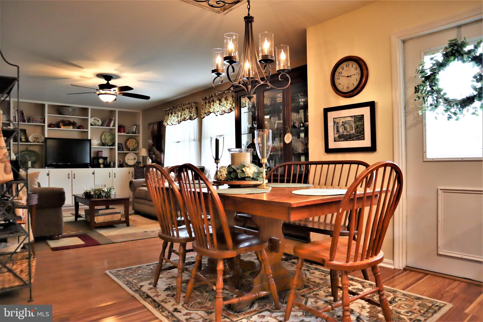 313 Stonehenge Road Winchester, VA 22601 - Photo 17 of 44 Kitchen Eat-In Area