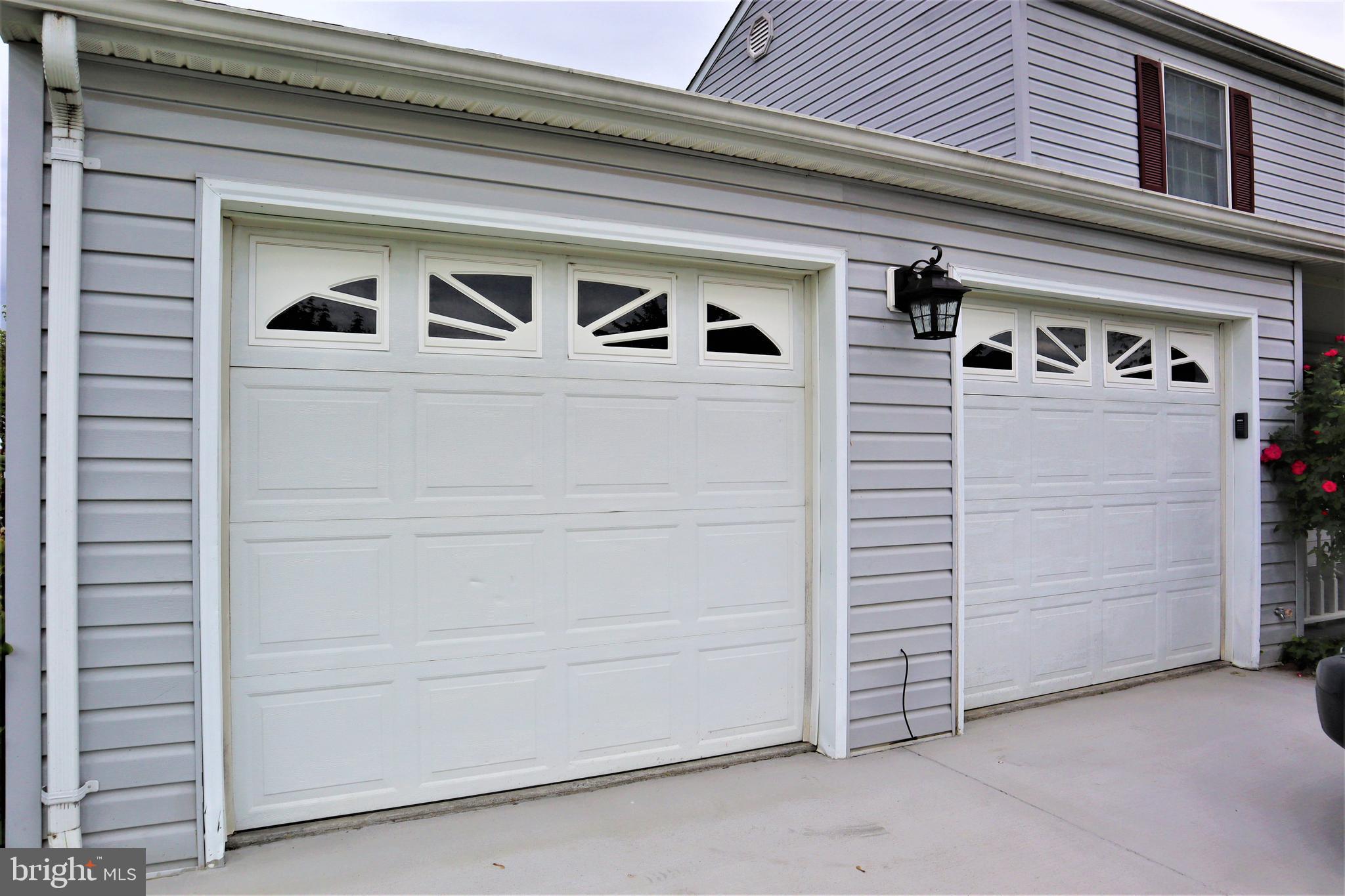 313 Stonehenge Road Winchester, VA 22601 - Photo 5 of 44 2 Car Attached Garage