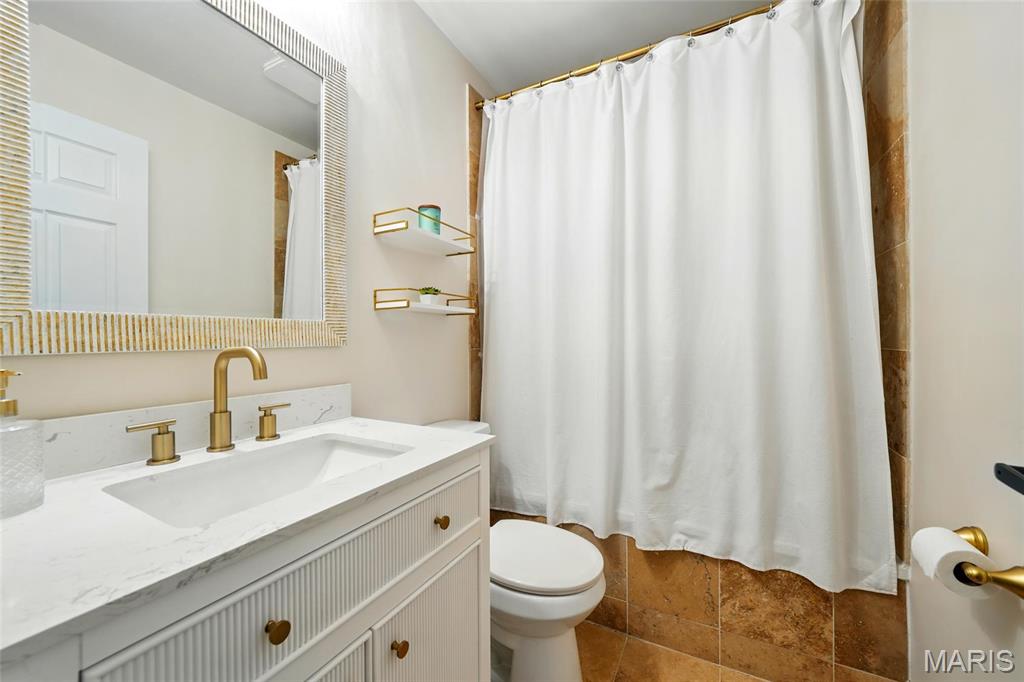 448 Chamberlin Drive Ballwin, MO 63021 - Photo 16 of 24