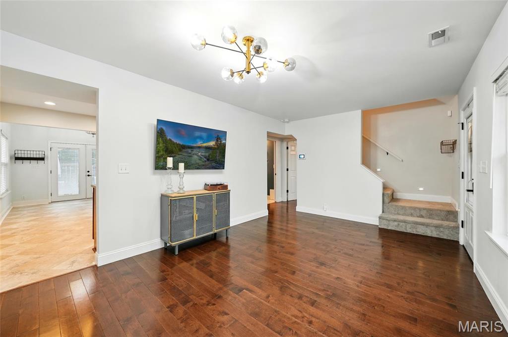 448 Chamberlin Drive Ballwin, MO 63021 - Photo 5 of 24