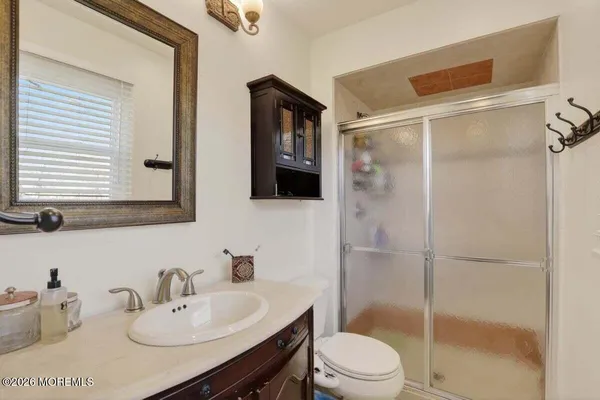 $750,000 | 10 Wayne Court, Manalapan, NJ 07726