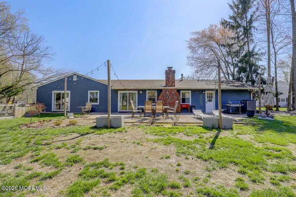 $750,000 | 10 Wayne Court, Manalapan, NJ 07726