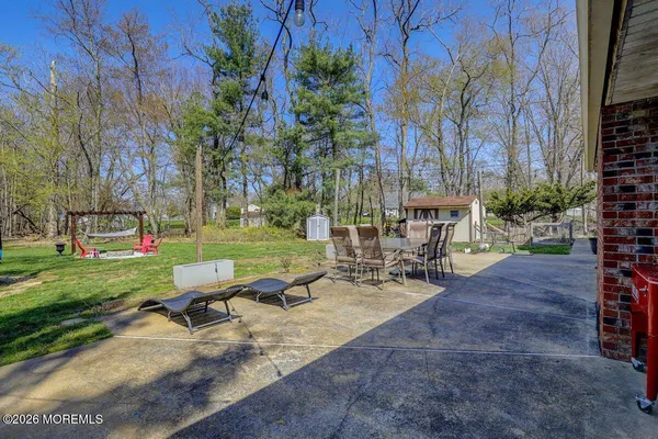 $750,000 | 10 Wayne Court, Manalapan, NJ 07726