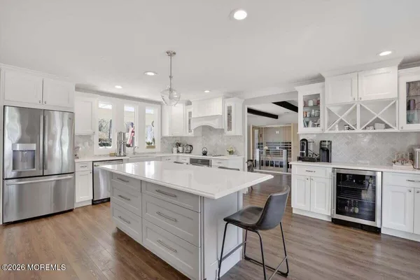 $750,000 | 10 Wayne Court, Manalapan, NJ 07726