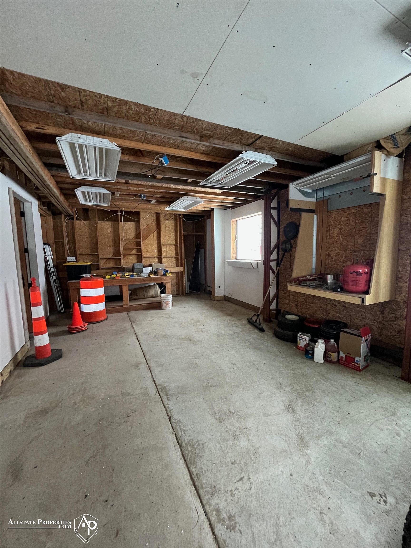 18257 E Road New Lothrop, MI 48460 - Photo 39 of 46 Gallery Image 39