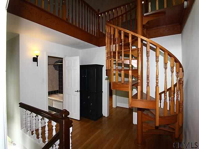 313 Osborne Road Colonie, NY 12211 - Photo 24 of 25 Photo 24