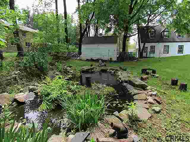 313 Osborne Road Colonie, NY 12211 - Photo 4 of 25 Photo 4