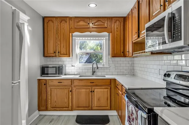 $255,000 | 818 West 30th Street, Independence, MO 64055